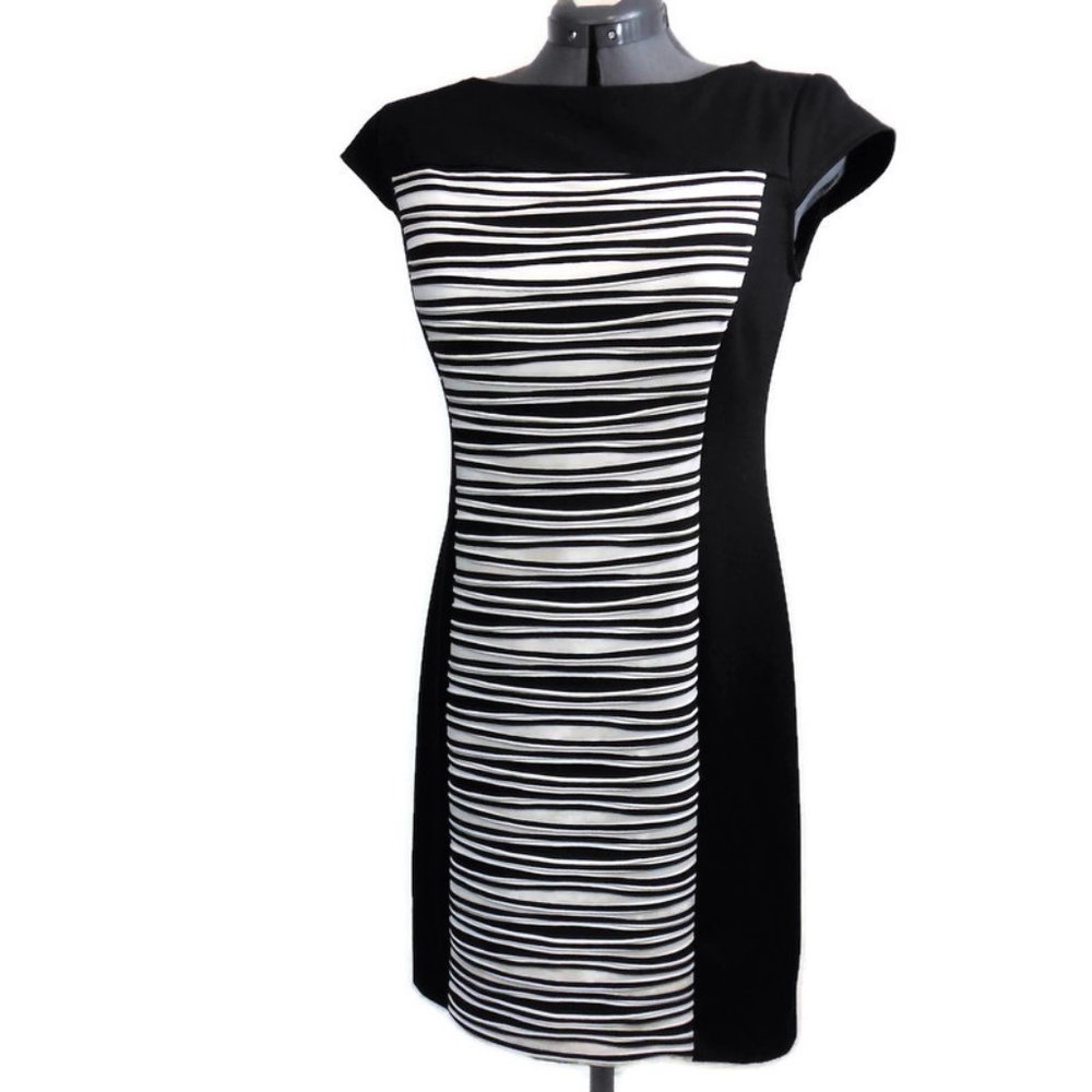 Gabby Skye Black & White Dress - 10